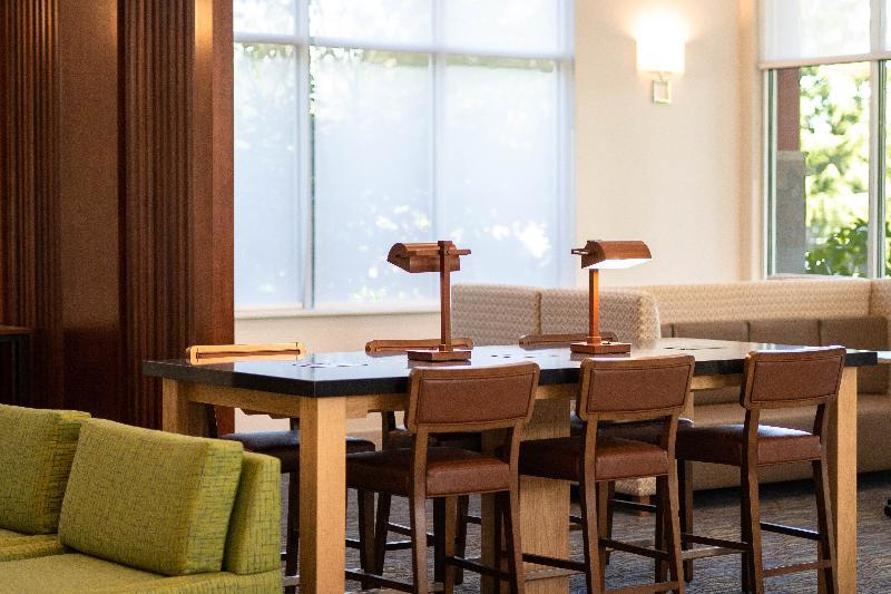 Holiday Inn Express Seattle - Sea-Tac Airport By Ihg СіТак Екстер'єр фото